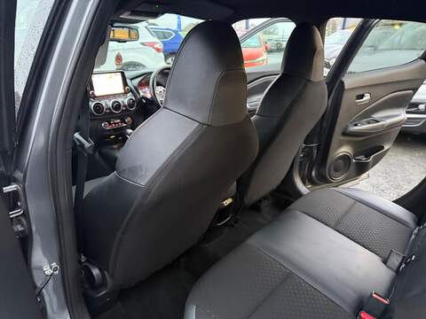 Nissan Juke 1.6 N-Connecta Auto Euro 6 5dr - U79760