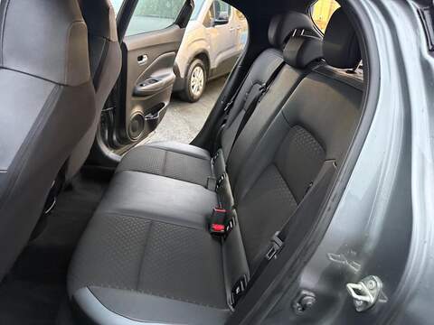 Nissan Juke 1.6 N-Connecta Auto Euro 6 5dr - U79760