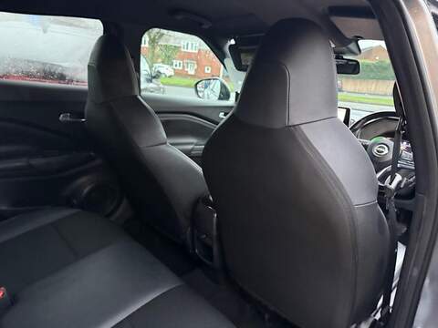 Nissan Juke 1.6 N-Connecta Auto Euro 6 5dr - U79760