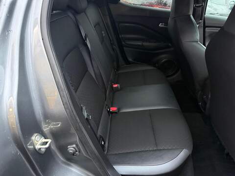 Nissan Juke 1.6 N-Connecta Auto Euro 6 5dr - U79760