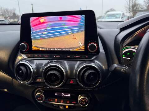 Nissan Juke 1.6 N-Connecta Auto Euro 6 5dr - U79760