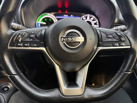 Nissan Juke 1.6 N-Connecta Auto Euro 6 5dr - U79760