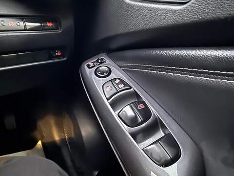 Nissan Juke 1.6 N-Connecta Auto Euro 6 5dr - U79760