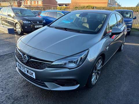 Vauxhall Astra 2.0 CDTi ecoFLEX SRi Nav Hatchback 5dr Diesel Manual Euro 5 (s/s) (163 ps)