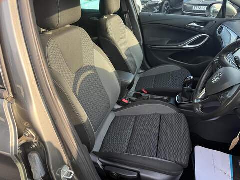 Vauxhall Astra 1.2 Turbo SRi VX Line Nav Euro 6 (s/s) 5dr - U79762