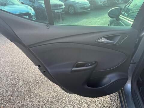 Vauxhall Astra 1.2 Turbo SRi VX Line Nav Euro 6 (s/s) 5dr - U79762