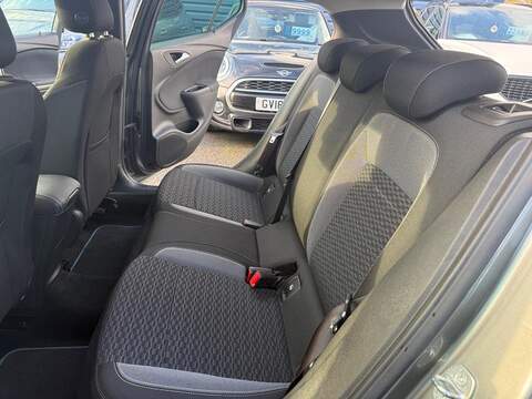 Vauxhall Astra 1.2 Turbo SRi VX Line Nav Euro 6 (s/s) 5dr - U79762