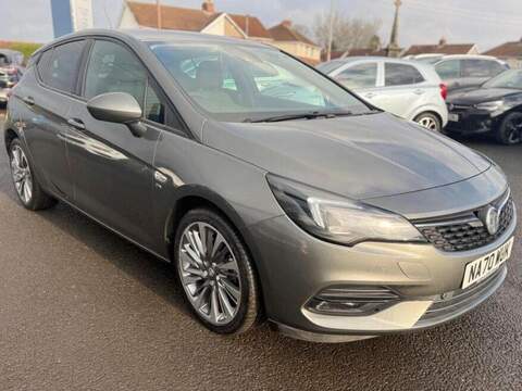 Vauxhall Astra 1.2 Turbo SRi VX Line Nav Euro 6 (s/s) 5dr - U79762