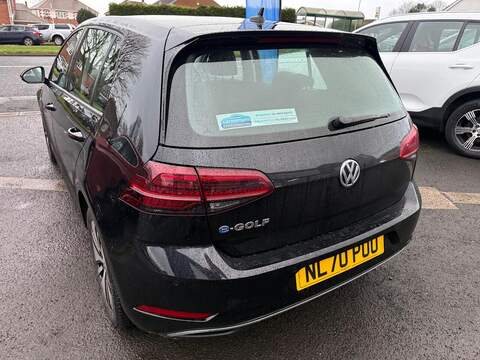 Volkswagen e-Golf 35.8kWh e-Golf Hatchback 5dr Electric Auto (136 ps) - U79764