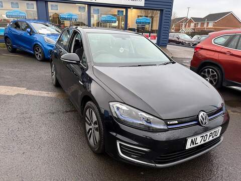 Volkswagen e-Golf 35.8kWh e-Golf Hatchback 5dr Electric Auto (136 ps) - U79764