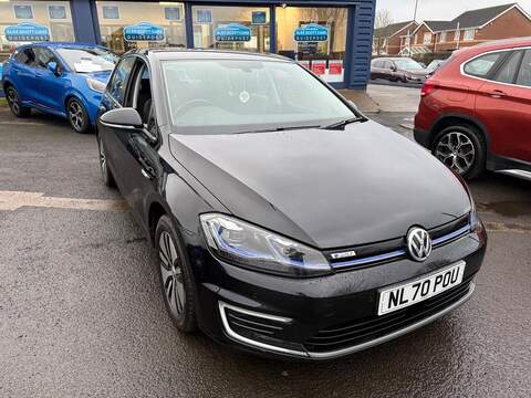 Volkswagen e-Golf 35.8kWh e-Golf Hatchback 5dr Electric Auto (136 ps) - U79764
