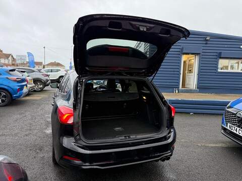 Ford Focus 1.5 EcoBlue ST-Line X Auto Euro 6 (s/s) 5dr - U79766