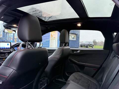 Ford Kuga 2.5 Duratec 14.4kWh ST-Line X Edition CVT Euro 6 (s/s) 5dr - U79767