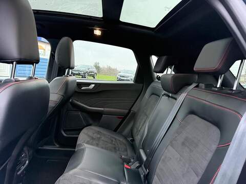 Ford Kuga 2.5 Duratec 14.4kWh ST-Line X Edition CVT Euro 6 (s/s) 5dr - U79767