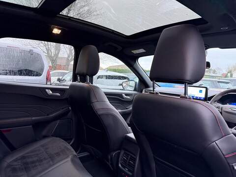 Ford Kuga 2.5 Duratec 14.4kWh ST-Line X Edition CVT Euro 6 (s/s) 5dr - U79767