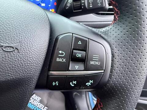 Ford Kuga 2.5 Duratec 14.4kWh ST-Line X Edition CVT Euro 6 (s/s) 5dr - U79767