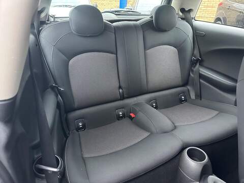 MINI Hatch 1.5 Cooper D Euro 6 (s/s) 3dr - U79771