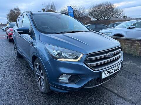 Ford Kuga Corsa Ultimate Hatchback 1 Manual Petrol