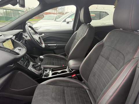 Ford Kuga 2.0 TDCi EcoBlue ST-Line SUV 5dr Diesel Manual AWD Euro 6 (s/s) (180 ps) - U79773