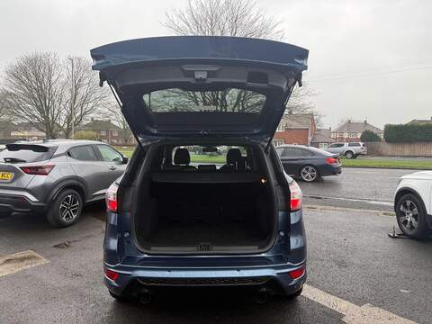 Ford Kuga 2.0 TDCi EcoBlue ST-Line SUV 5dr Diesel Manual AWD Euro 6 (s/s) (180 ps) - U79773