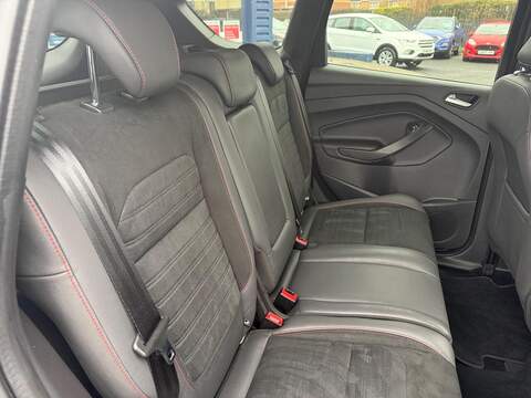 Ford Kuga 2.0 TDCi EcoBlue ST-Line SUV 5dr Diesel Manual AWD Euro 6 (s/s) (180 ps) - U79773