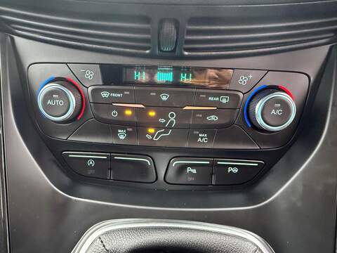 Ford Kuga 2.0 TDCi EcoBlue ST-Line SUV 5dr Diesel Manual AWD Euro 6 (s/s) (180 ps) - U79773