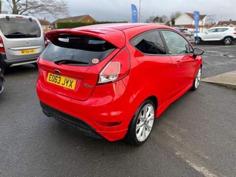 Ford Fiesta 1.6 TDCi Zetec S Hatchback 3dr Diesel Manual Euro 5 (95 ps) - U79774