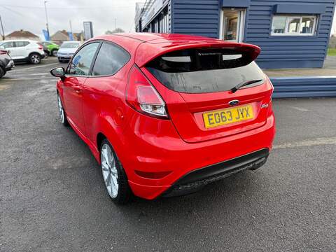 Ford Fiesta 1.6 TDCi Zetec S Hatchback 3dr Diesel Manual Euro 5 (95 ps) - U79774