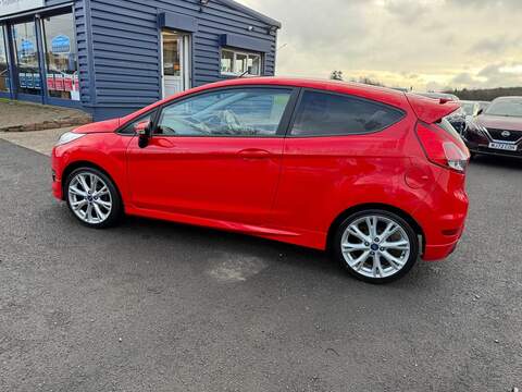 Ford Fiesta 1.6 TDCi Zetec S Hatchback 3dr Diesel Manual Euro 5 (95 ps) - U79774