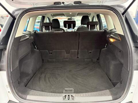 Ford Kuga 1.5T EcoBoost GPF Zetec SUV 5dr Petrol Manual Euro 6 (s/s) (120 ps) - U79780