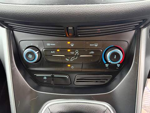 Ford Kuga 1.5T EcoBoost GPF Zetec SUV 5dr Petrol Manual Euro 6 (s/s) (120 ps) - U79780