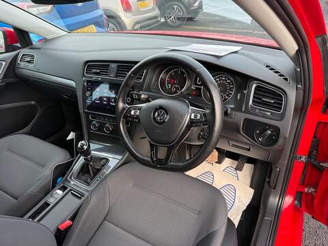 Volkswagen Golf 1.6 TDI SE Nav Hatchback 5dr Diesel Manual Euro 6 (s/s) (115 ps) - U79783