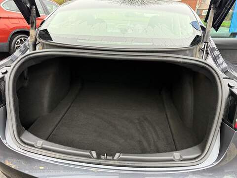 Tesla Model 3 (Dual Motor) Long Range Auto 4WDE 4dr - U79786