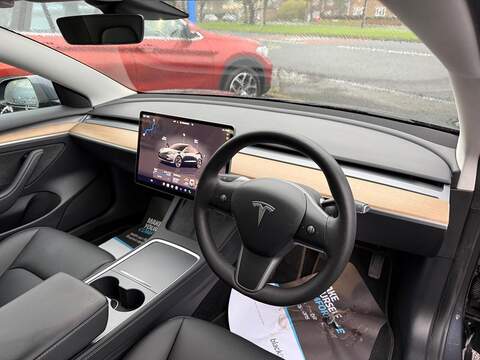 Tesla Model 3 (Dual Motor) Long Range Auto 4WDE 4dr - U79786