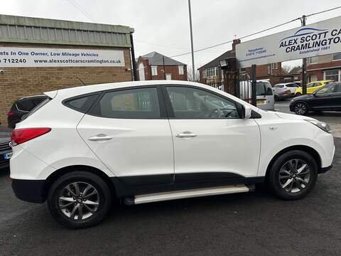 Hyundai ix35 1.7 CRDi S SUV 5dr Diesel Manual Euro 5 (s/s) (115 ps) - U79787