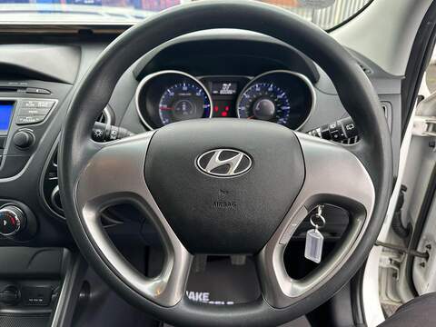 Hyundai ix35 1.7 CRDi S SUV 5dr Diesel Manual Euro 5 (s/s) (115 ps) - U79787