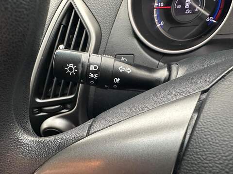 Hyundai ix35 1.7 CRDi S SUV 5dr Diesel Manual Euro 5 (s/s) (115 ps) - U79787