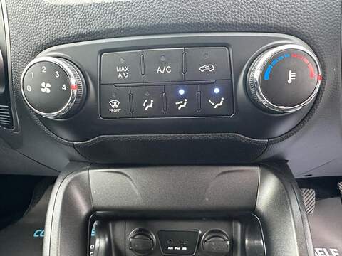 Hyundai ix35 1.7 CRDi S SUV 5dr Diesel Manual Euro 5 (s/s) (115 ps) - U79787