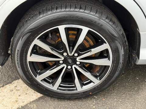 Ford Kuga 1.5 TDCi ST-Line SUV 5dr Diesel Powershift Euro 6 (s/s) (120 ps) - U79790