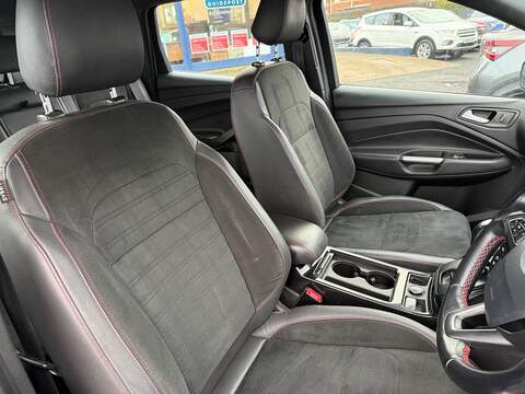 Ford Kuga 1.5 TDCi ST-Line SUV 5dr Diesel Powershift Euro 6 (s/s) (120 ps) - U79790