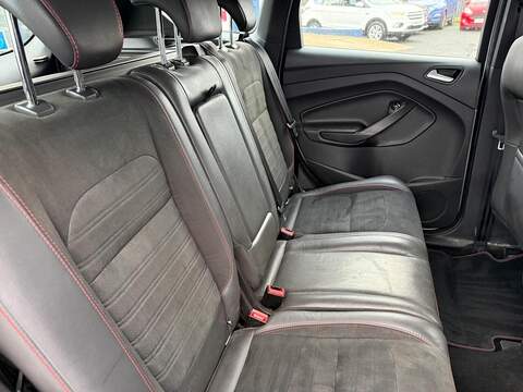 Ford Kuga 1.5 TDCi ST-Line SUV 5dr Diesel Powershift Euro 6 (s/s) (120 ps) - U79790