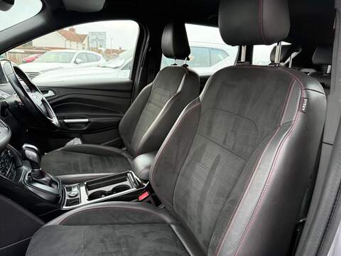 Ford Kuga 1.5 TDCi ST-Line SUV 5dr Diesel Powershift Euro 6 (s/s) (120 ps) - U79790