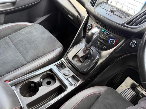 Ford Kuga 1.5 TDCi ST-Line SUV 5dr Diesel Powershift Euro 6 (s/s) (120 ps) - U79790