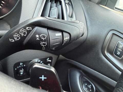 Ford Kuga 1.5 TDCi ST-Line SUV 5dr Diesel Powershift Euro 6 (s/s) (120 ps) - U79790