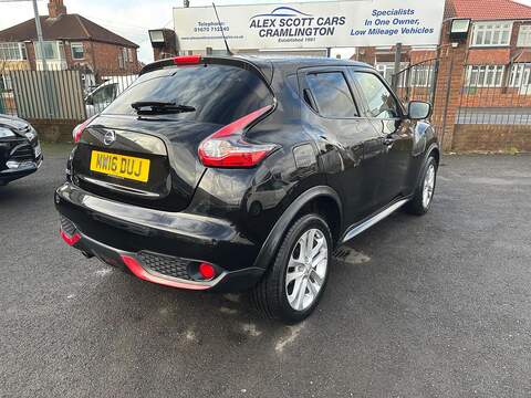 Nissan Juke 1.2 DIG-T N-Connecta Euro 6 (s/s) 5dr - U79793