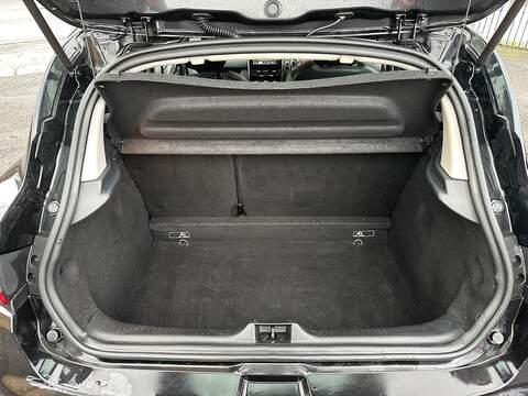 Renault Clio 1.2 16V Dynamique MediaNav Hatchback 5dr Petrol Manual Euro 5 (75 ps) - U79794