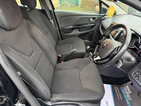 Renault Clio 1.2 16V Dynamique MediaNav Hatchback 5dr Petrol Manual Euro 5 (75 ps) - U79794
