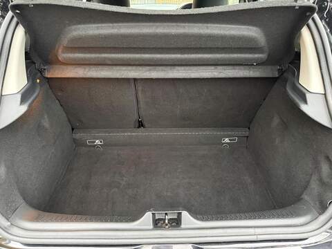 Renault Clio 1.2 16V Dynamique MediaNav Hatchback 5dr Petrol Manual Euro 5 (75 ps) - U79794