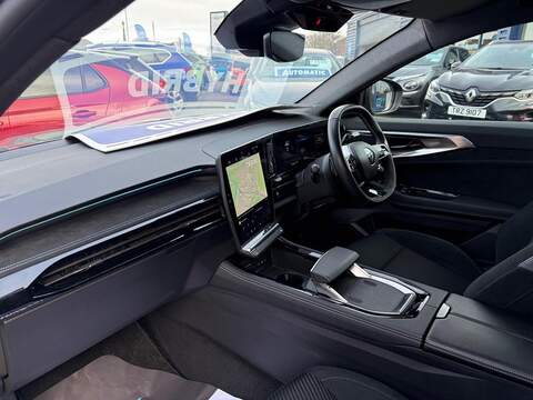Renault Austral 1.2 E-TECH techno esprit Alpine Auto Euro 6 (s/s) 5dr - U79799