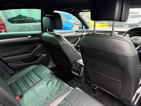 Volkswagen Passat 1.5 TSI EVO R-Line DSG Euro 6 (s/s) 4dr - U79802